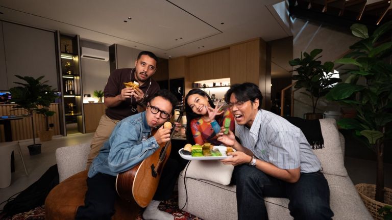 Yura Yunita Luncurkan Serial 'Main ke Rumah', Perunggu Jadi Musisi Pertama yang Berkolaborasi