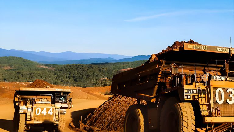 Indonesia Punya Nikel dan Silika Melimpah, Kenapa Komponen Energi Bersih Masih Impor?