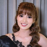 Dari Presenter hingga Main Film, Begini Perjalanan Karier Chika Jessica