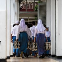 Masih ada yang Keracunan, Pimpinan MPR Minta Penataan MBG Dikebut