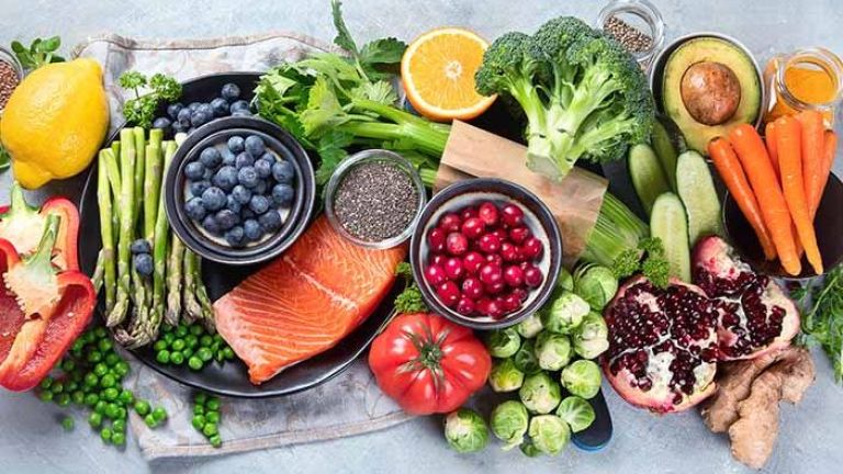 Penderita Penyakit Jantung Wajib Tahu! Ini 10 Makanan yang Baik Dikonsumsi Setiap Hari
