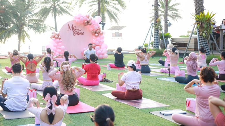 Rayakan Hari Yoga Internasional 2026, Me Time Ajak Perempuan Luangkan Waktu untuk Diri Sendiri