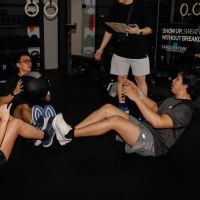 ASICS Dorong Gaya Hidup Aktif Lewat Get The Glow, Cukup 15 Menit Bergerak untuk Tubuh dan Pikiran Lebih Sehat