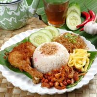 5 Nasi Ulam Legendaris di Jakarta yang Masih Diburu Pecinta Kuliner Betawi