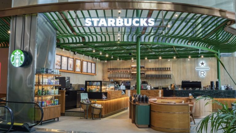 Starbucks Rayakan Semangat Sportivitas Lewat Kampanye Your Cup of Passion, Hadirkan Protein Cold Foam dan Gerai Reserve Baru