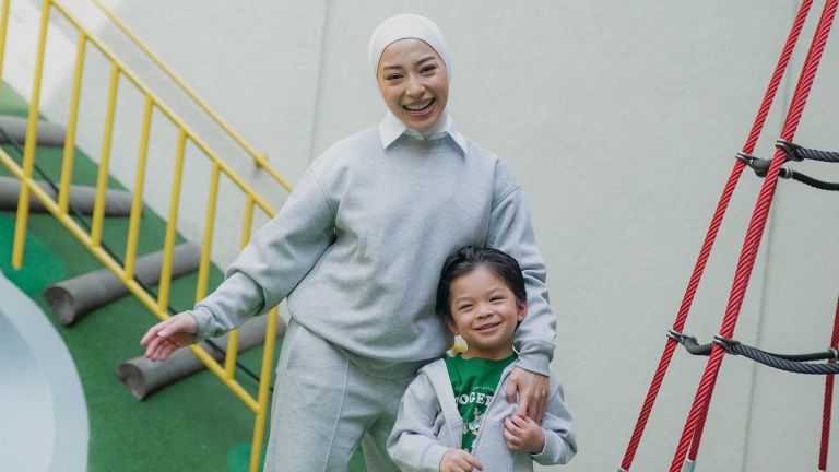 Anti-Gerah dan Tetap Gemas! Intip 5 OOTD Anak Aktif ala Nikita Willy dan Issa