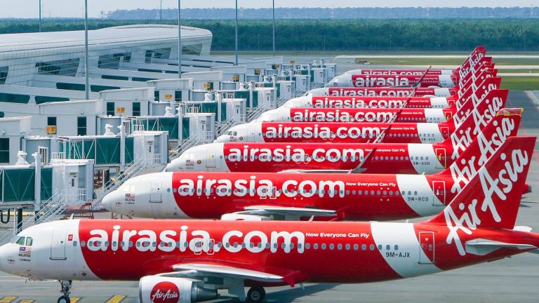 AirAsia Setop Rute Penerbangan Singapura-Jakarta Per Juli 2026