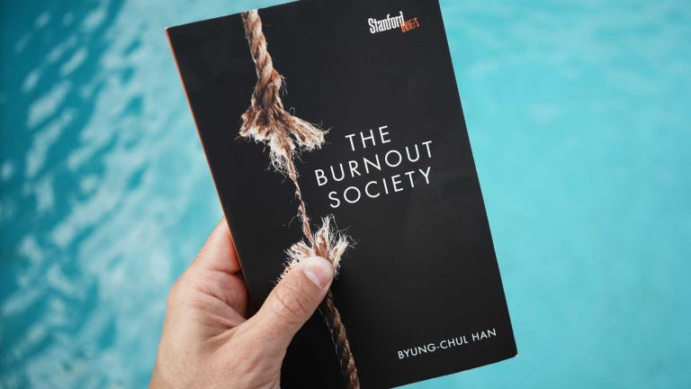 9 Buku tentang Hustle Culture yang Wajib Dibaca, Bikin Cara Pandang soal Kerja Berubah