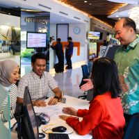 Bank Danamon Rayakan HUT Ke-70 dengan Program Hujan Kejutan