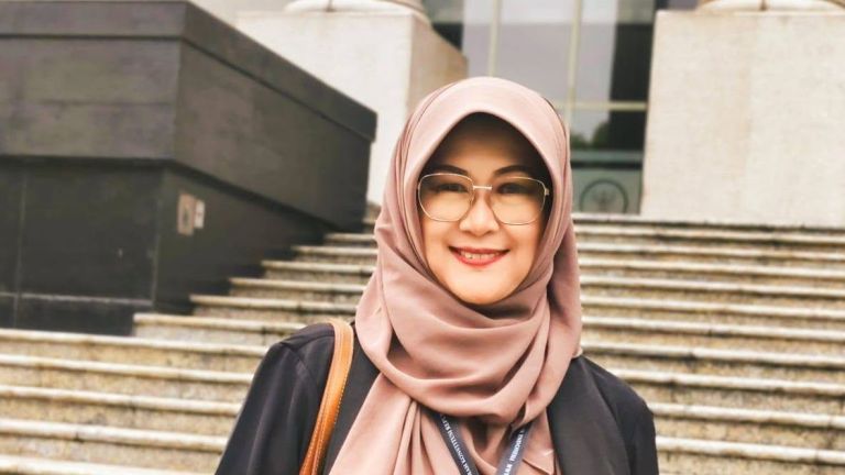 Dokter Tifa Ngotot Menolak Berdamai dengan Jokowi