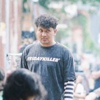 Dono Pradana dan Jejak Kariernya dari Panggung Komika hingga Dunia Film