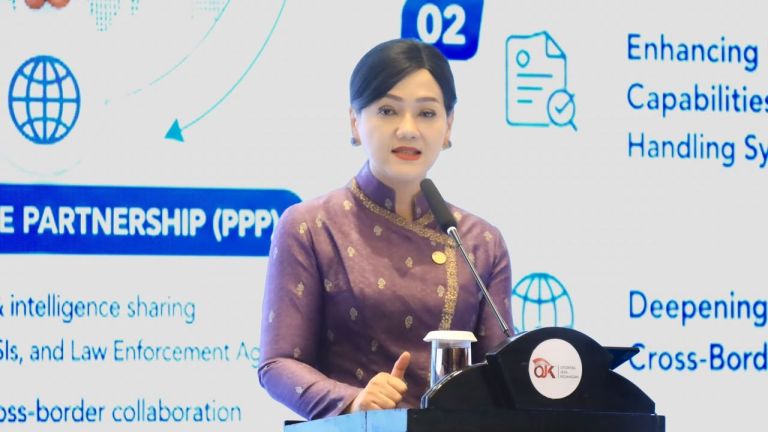 OJK Perkuat Perlindungan Konsumen dari Ancaman Scam Digital