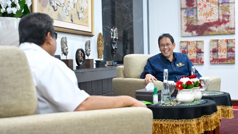 Di Balik Momen Pertemuan Menkeu Purbaya dan Said Iqbal