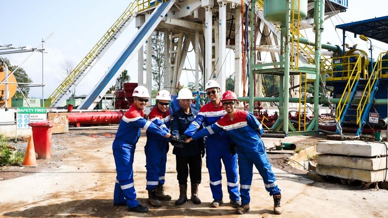 PGE Tajak Sumur Eksplorasi Pertama PLTP Lumut Balai Unit 3
