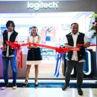 Logitech Resmikan Experience Store di PIM 2