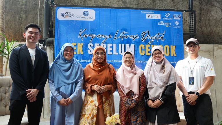 PINTU Gandeng Universitas Paramadina Edukasi 150 Warga Bekasi soal Hoaks dan AI