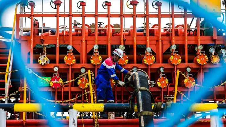 PHE OSES Mulai Chemical Enhanced Oil Recovery (CEOR) Offshore Pertama di Indonesia