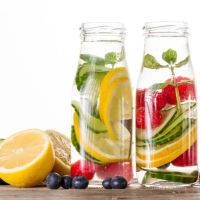 Sparkling Water vs Infused Water, Mana yang Lebih Baik untuk Diet?