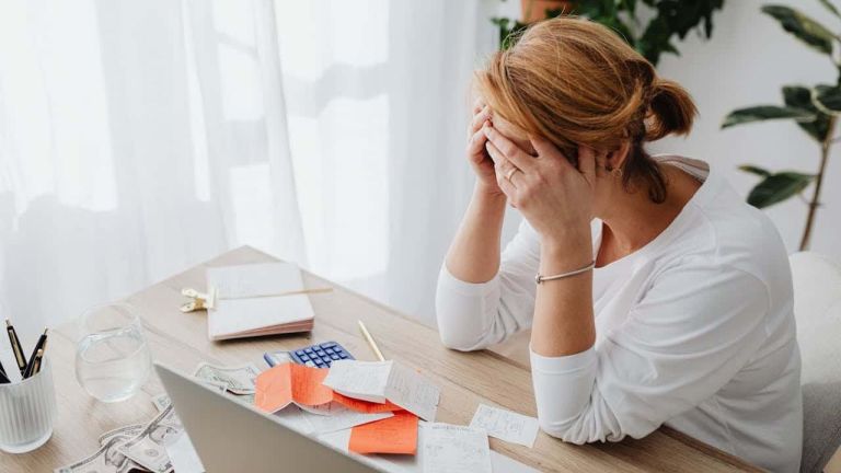 Mengenal Money Trauma, Luka Masa Lalu yang Bisa Memengaruhi Kebiasaan Finansial saat Dewasa, Ini Kata Psikolog