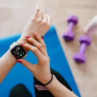 Jangan Terlalu Percaya Hitungan Kalori Smartwatch, Kata Dokter Gizi Klinik