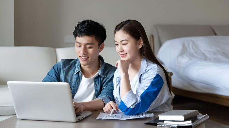 Istri Berpenghasilan Lebih Tinggi dari Suami, Apa Dampaknya pada Hubungan? Ini Temuan Studi