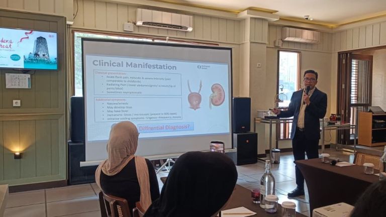 RS Premier Bintaro Gunakan Teknologi Modern ‘Thulium Fibre Laser’ Obati Batu Saluran Kemih