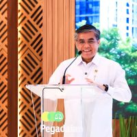 Menaker Tegaskan Hubungan Industrial Harus Adaptif Hadapi Perubahan Dunia Kerja