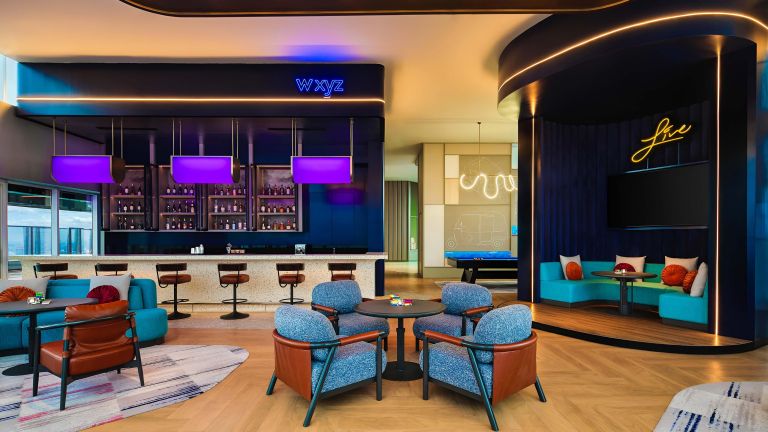 Kolaborasi HONNE dan Aloft by Marriott Hadirkan Pengalaman Eksklusif ‘Live at Aloft’