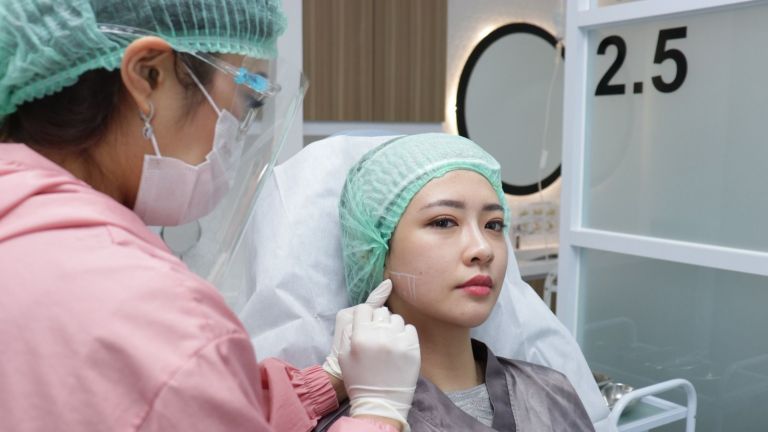Wajah Proporsional dengan Botox, Derma Express Utamakan Hasil Natural
