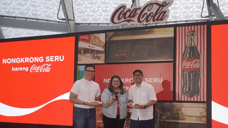 Coca-Cola Rayakan 99 Tahun di Indonesia dengan Kampanye Nongkrong Seru Bareng Coca-Cola