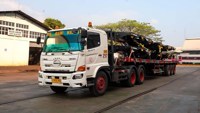 Indonesia Eximbank Fasilitasi Pembiayaan Ekspor Wagon PT INKA ke Selandia Baru