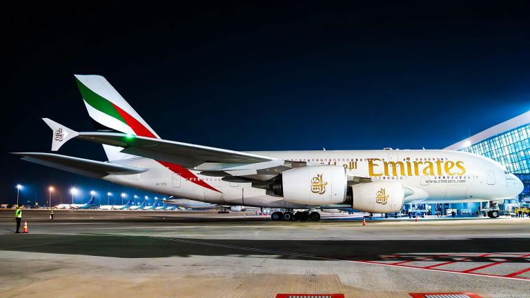 Perdana Mendarat di Jakarta, A380 Emirates Antar AC Milan Pulang