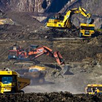 Kenapa Indonesia Butuh Hilirisasi Mineral ke Produk Teknologi?
