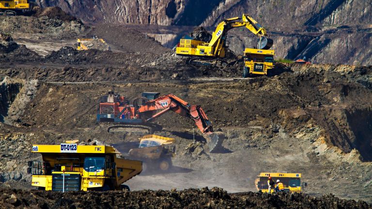 Kenapa Indonesia Butuh Hilirisasi Mineral ke Produk Teknologi?