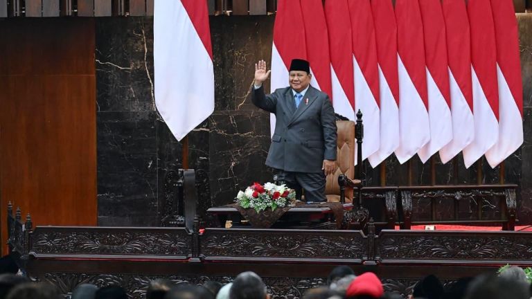 Prabowo Buka Borok BUMN: Rugi Terus, Laporannya Untung!