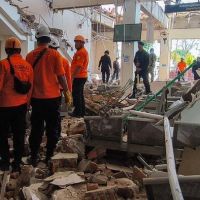 BNPB Aktifkan Posko dan Fokus Evakuasi Korban Gempa NTT