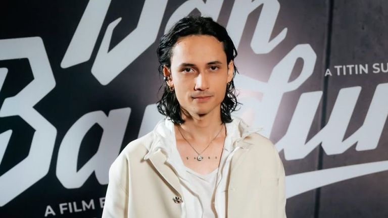 Samo Rafael dan Jejak Kariernya dari Dunia Model hingga Main Film