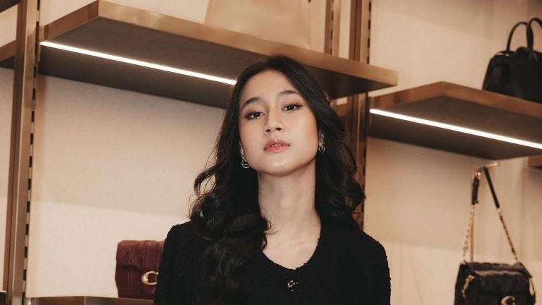 Keisya Levronka dan Jejak Kariernya dari Dunia Musik hingga Main Film