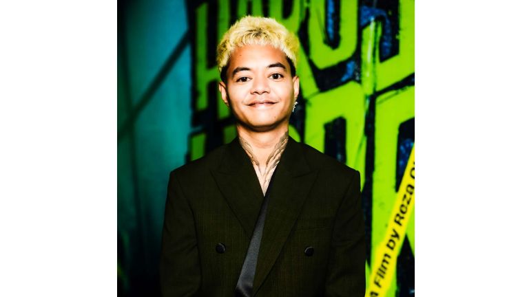 Reza Arap Sutradarai Film Perdana Harusnya Horror