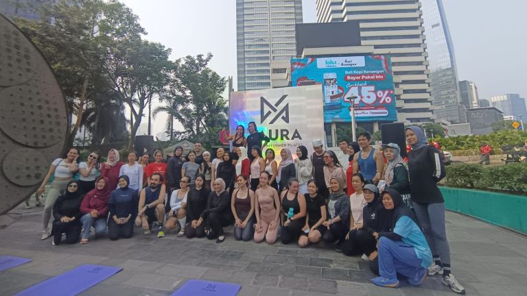 Rayakan Kemerdekaan Indonesia, VAURA Hadirkan Pengalaman Wellness lewat Outdoor Mat Pilates di Tengah Car Free Day Jakarta
