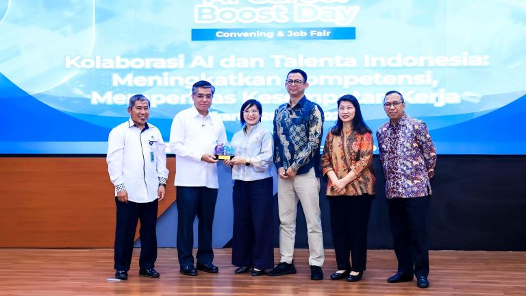 Kolaborasi BINUS dan Microsoft Hadirkan Student Journey AI