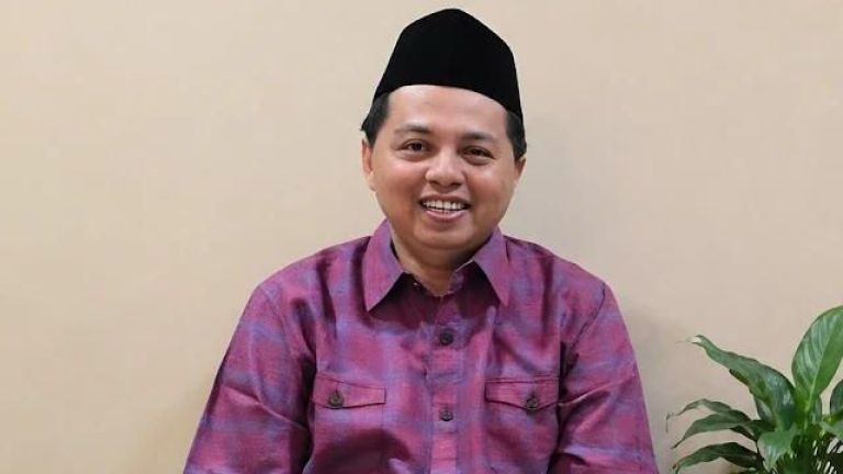 Peringatan Keras Gus Lilur: Jangan Catut Nama Prabowo untuk Intervensi Muktamar NU