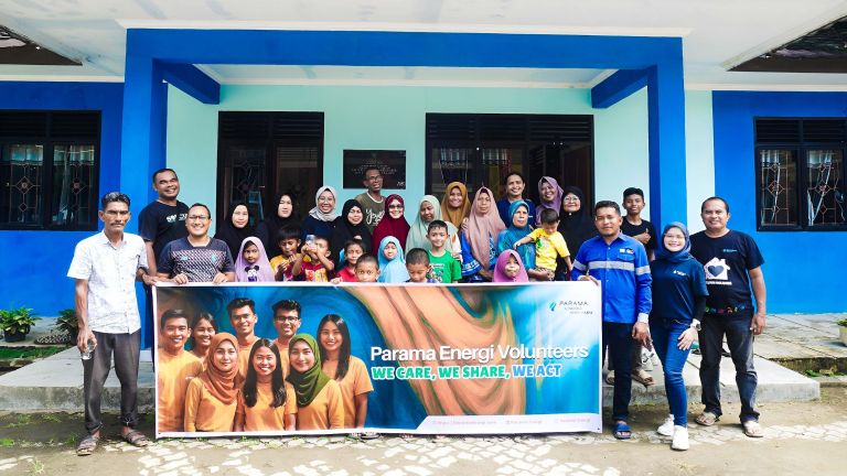 Parama Energi Berikan Beasiswa S1 ke Anak-Anak di Meulaboh