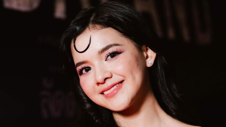 Berkenalan dengan Anantya Kirana, Intip Jejak Karier Sang Aktris Muda