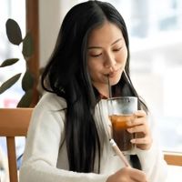Benarkah Sering Minum Es Bikin Perut Buncit?