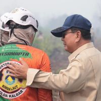 Terjunkan 1.500 Prajurit dan 17 Helikopter, Aksi Prabowo Tangani Karhutla Diapresiasi IBSW