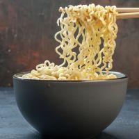 6 Makanan yang Sebaiknya Tidak Dikonsumsi Bareng Mie Instan, Nomor 2 Padahal Nikmat Banget!