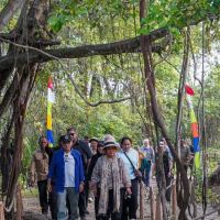 Dari Tambling, Titiek Soeharto Dorong Kolaborasi Sains dan Alam untuk Konservasi Masa Depan