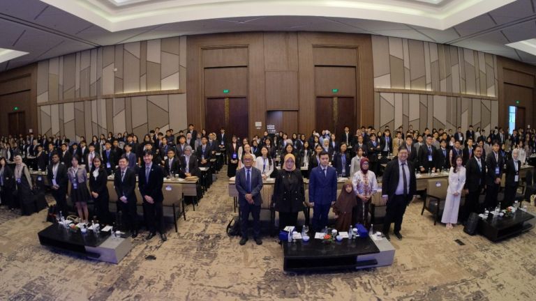 Bandung Kembali Jadi Saksi Diplomasi! 400 Pelajar dari 30 Kota Berkumpul di AYIMUN Bandung Chapter 2026