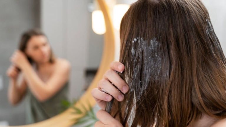 5 Resep Masker Rambut Berbahan Telur untuk Rambut Selembut Sutra Tanpa Bau Amis